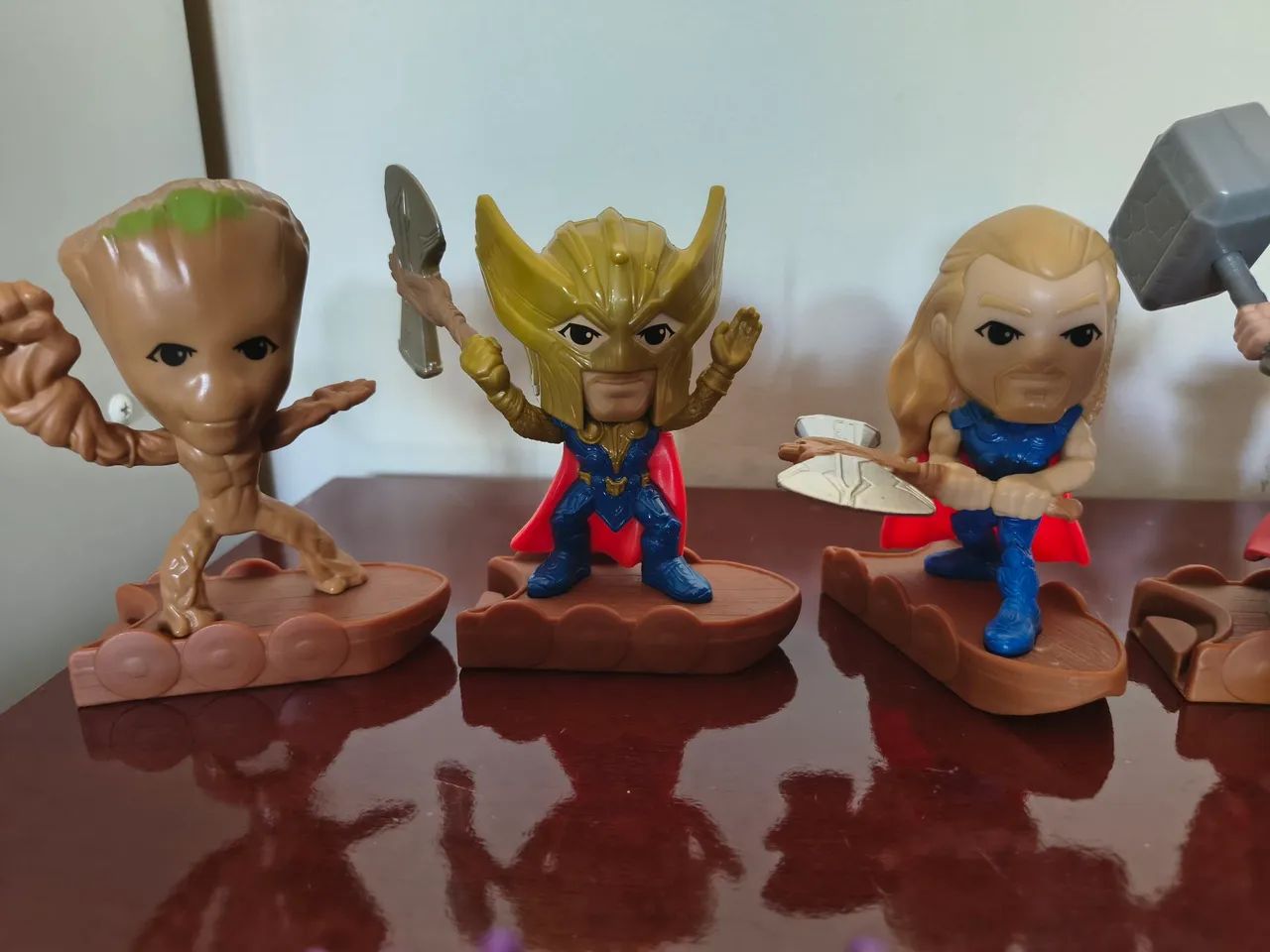 Coleção variada Thor e Pixar - MC Donald's  - Foto 3