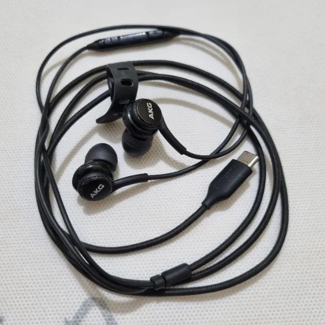 Fone AKG Original (Usb-c) - Veio junto com o celular S21 Plus - Foto 4