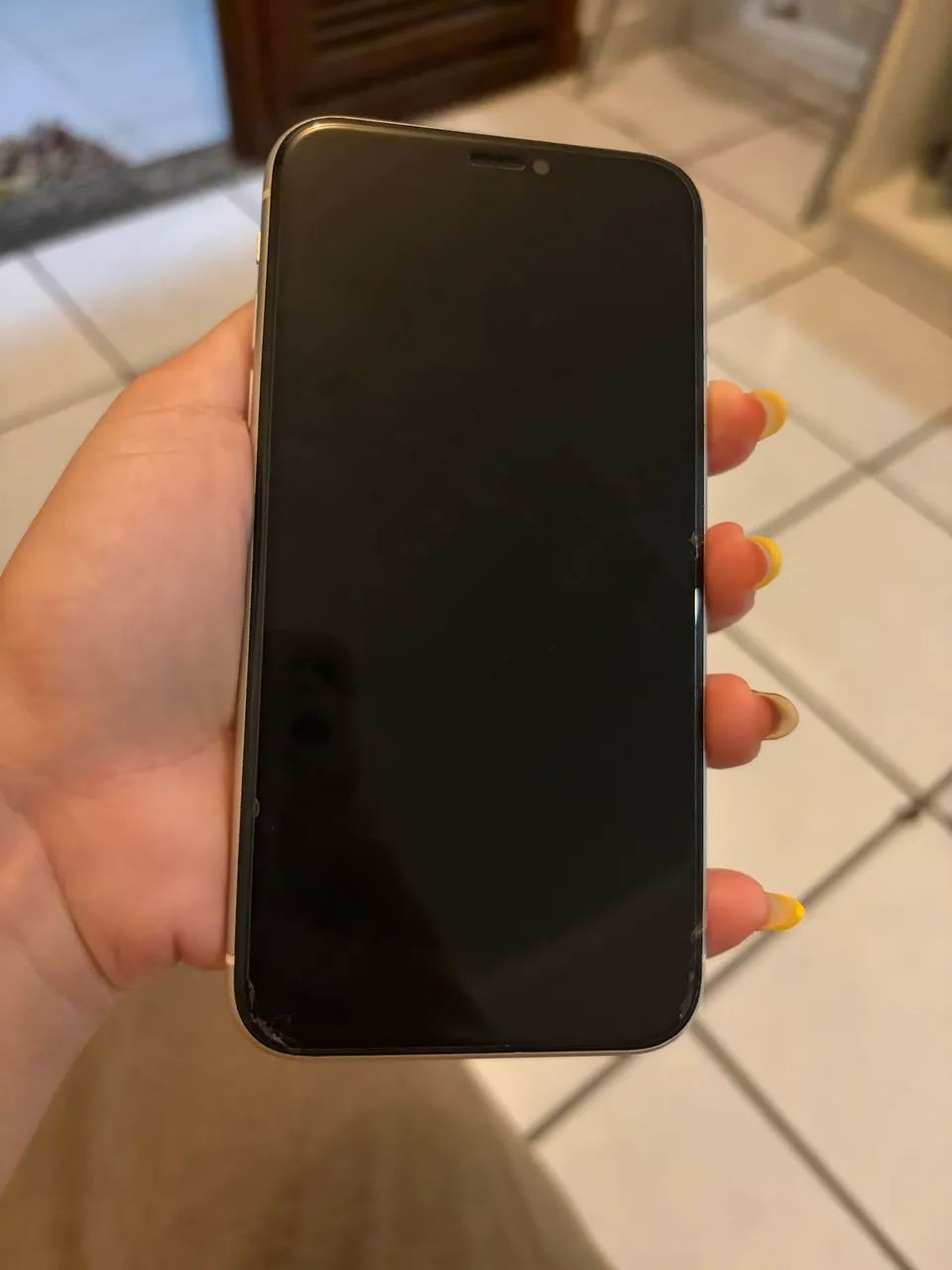 iPhone XR 128GB Branco - Excelente Estado - Foto 5