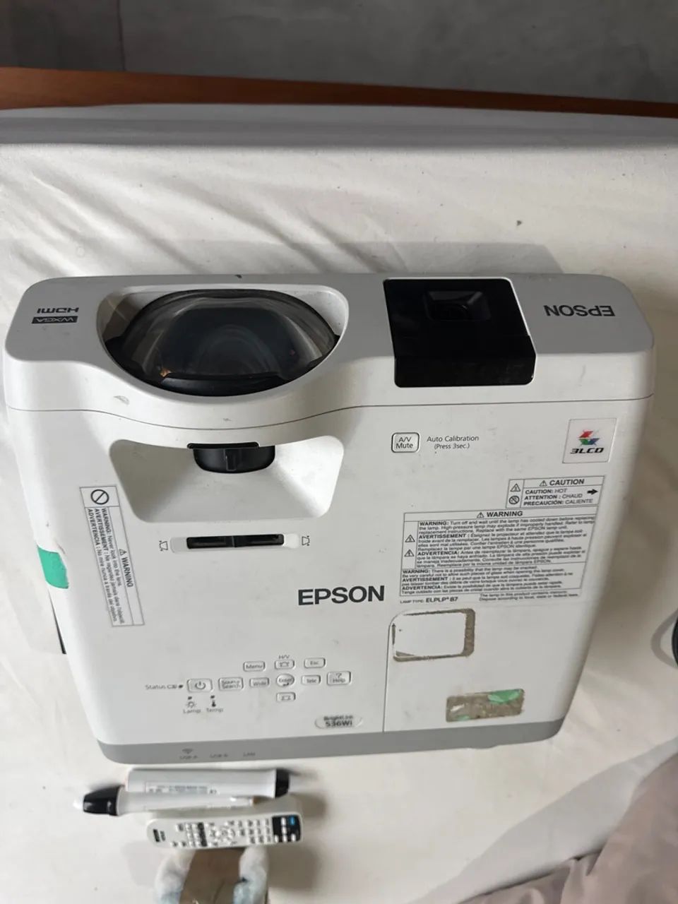 Projetor interativo Epson BrightLink 536Wi