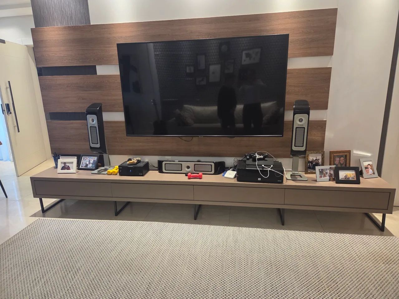 Rack gavetas TV