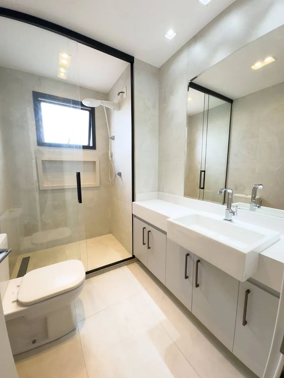 VENDE-SE APARTAMENTO EDIFÍCIO VOX - PLAENGE - Foto 3