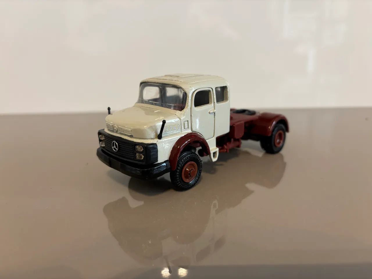 Miniatura Caminhão Mercedes LS1924A Arpra - Foto 2