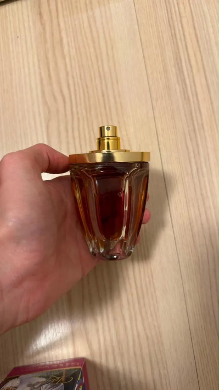 Perfume Taylor by Taylor Swift 