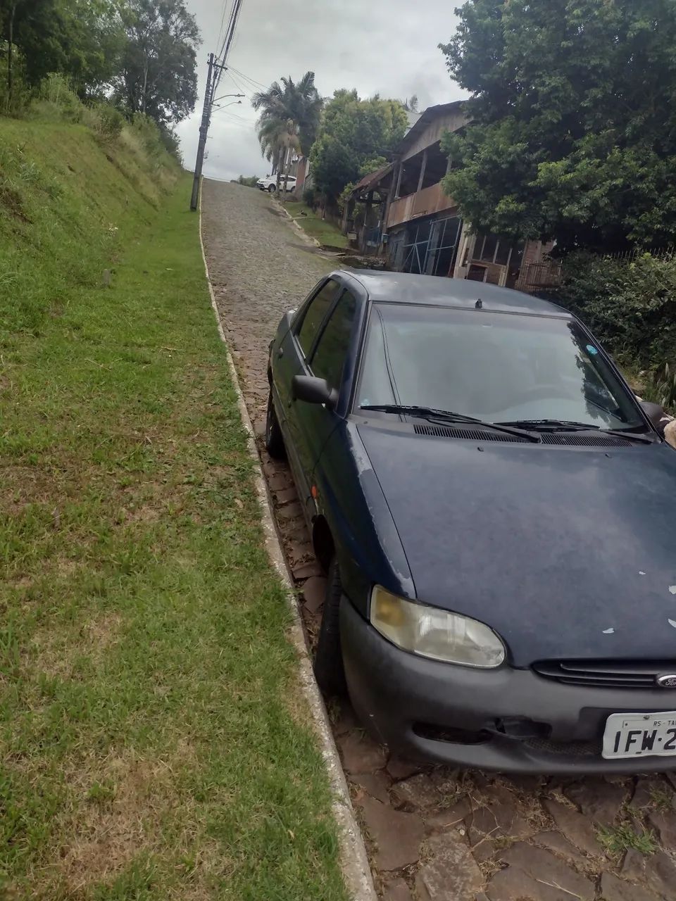 Ford Escort Escort GL 1.8i 16V 3p 1997