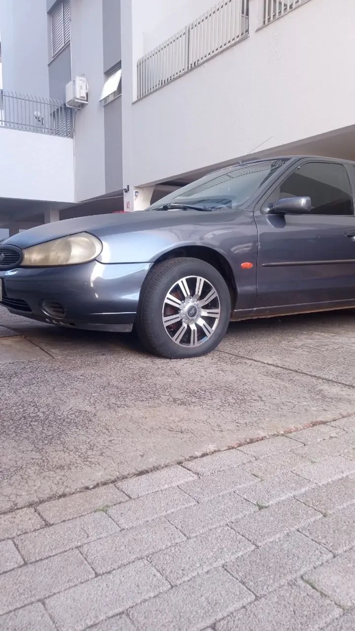 Ford Mondeo CLX 2.0i 4P MEC 1997