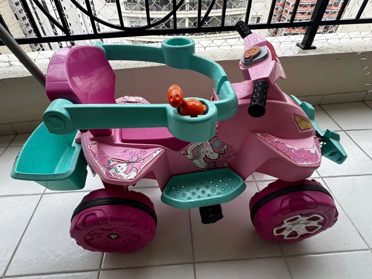 QUADRICICLO COM PEDAL
