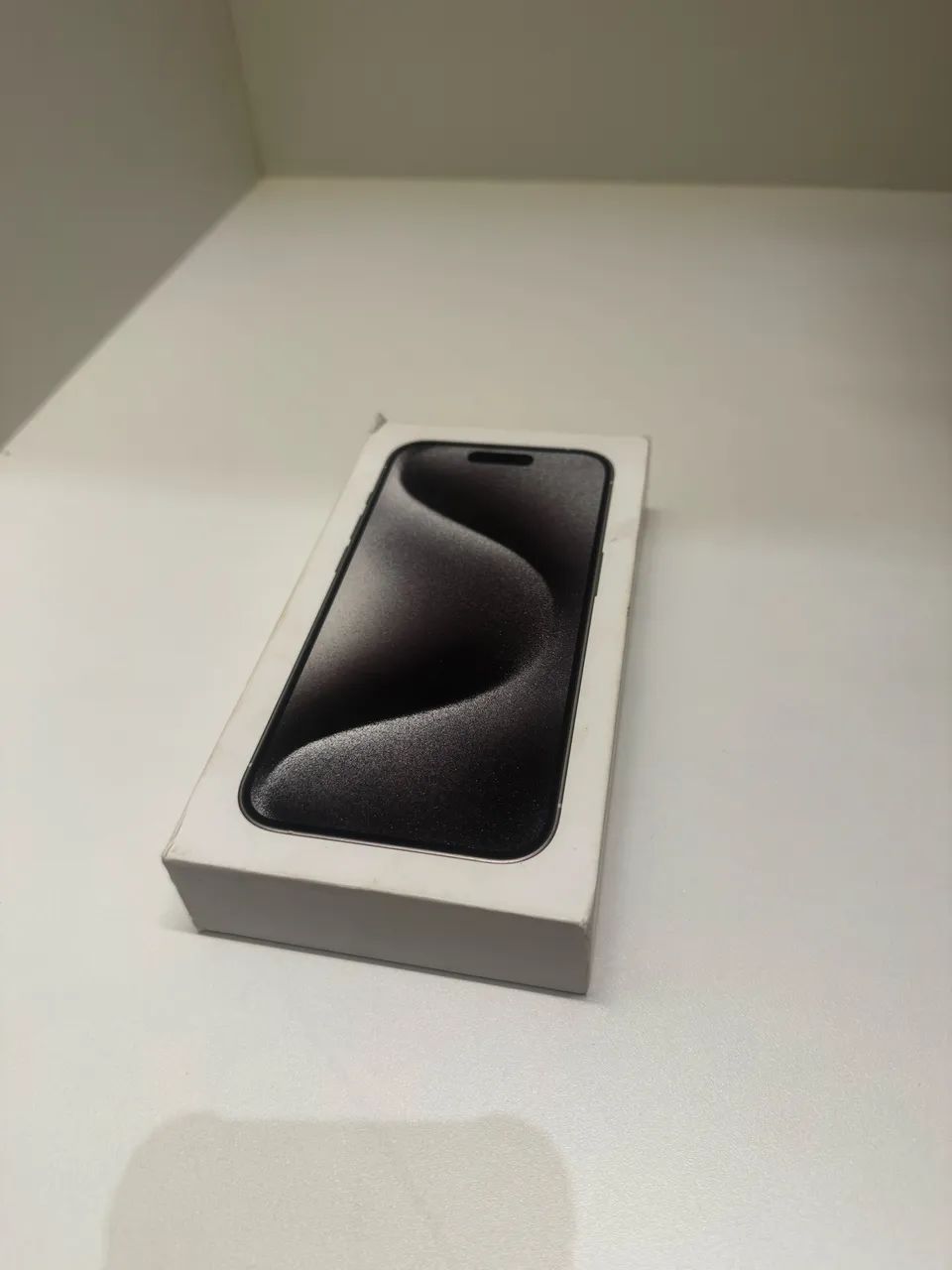 Iphone 15 Pro - Foto 3