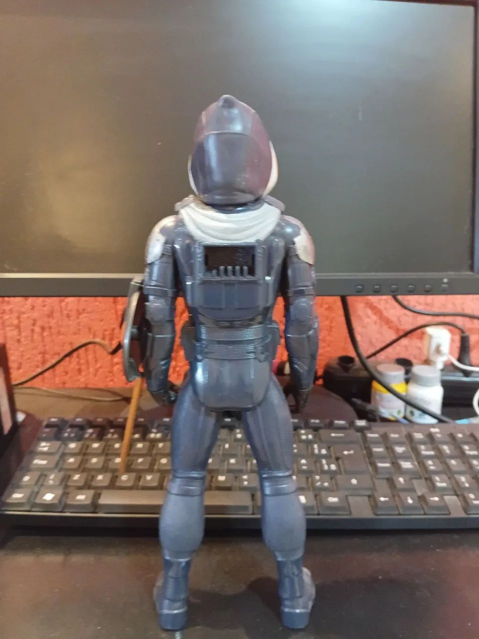 Boneco taskmaster viúva negra 30 cm  - Foto 3