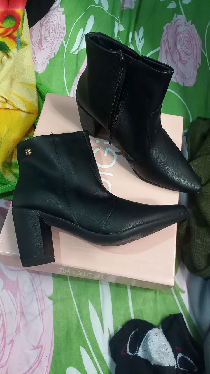 botas  - Foto 2