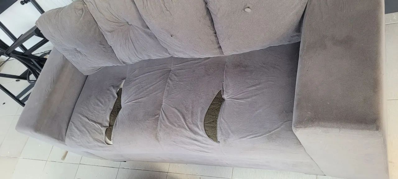 Sofá com pufs para reformar  - Foto 2