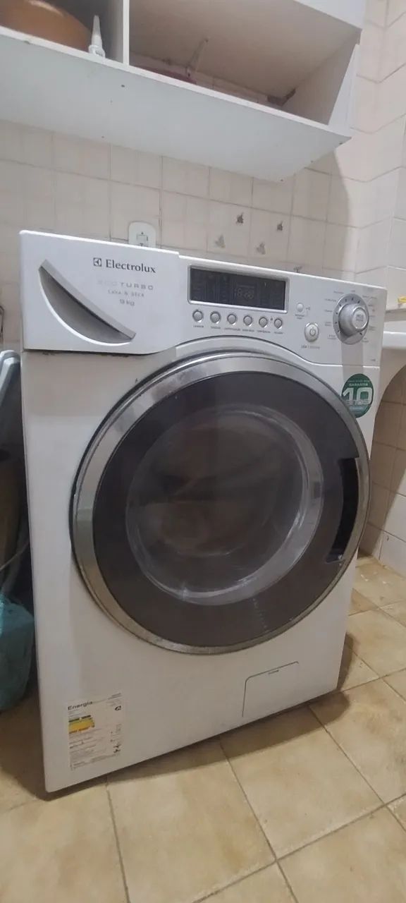Lava e seca Eletrolux 9kg