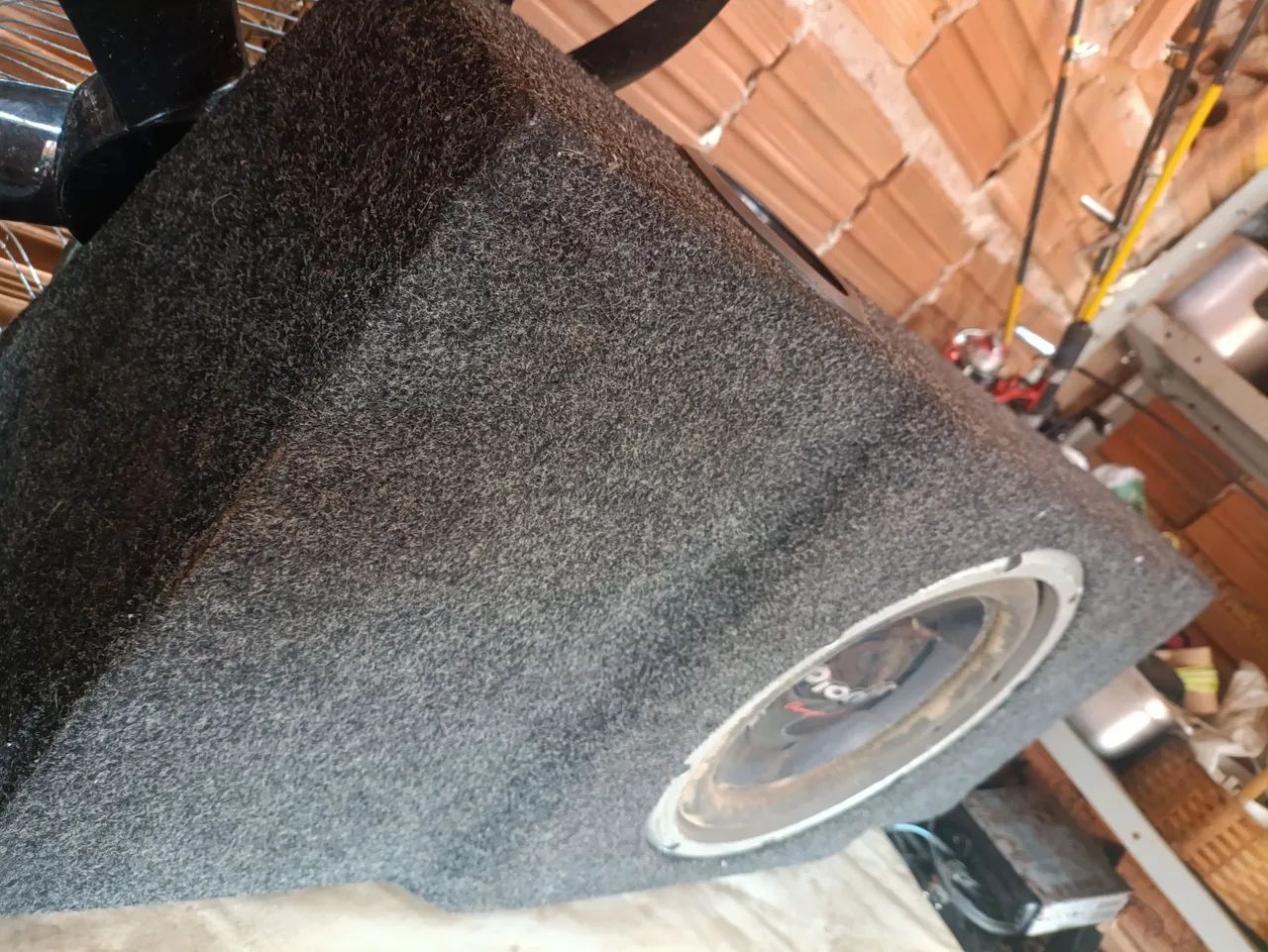 Caixa slim com auto falante 12 polegadas 