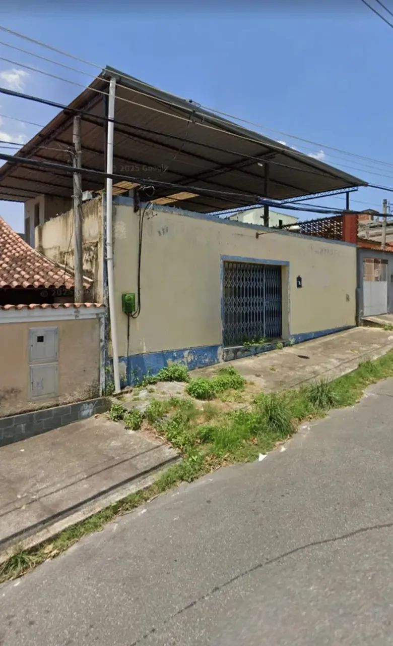 Galpão comercial com 2 banheiros, escritório e cozinha em Campo Grande
