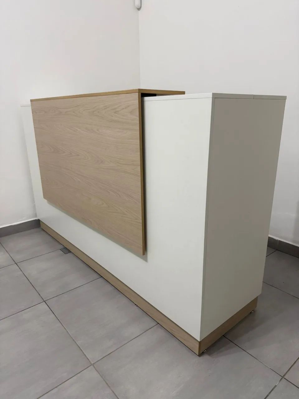 BALCÃO DE RECEPÇÃO - Foto 2