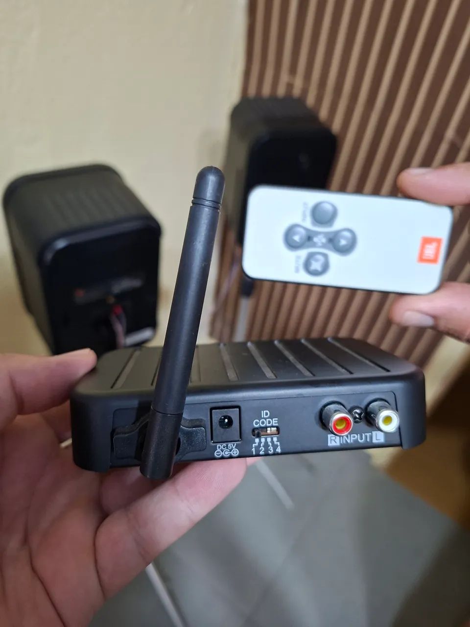 JBL Control 2.4G Wireless Original - 2 Caixas + Transmissor +
