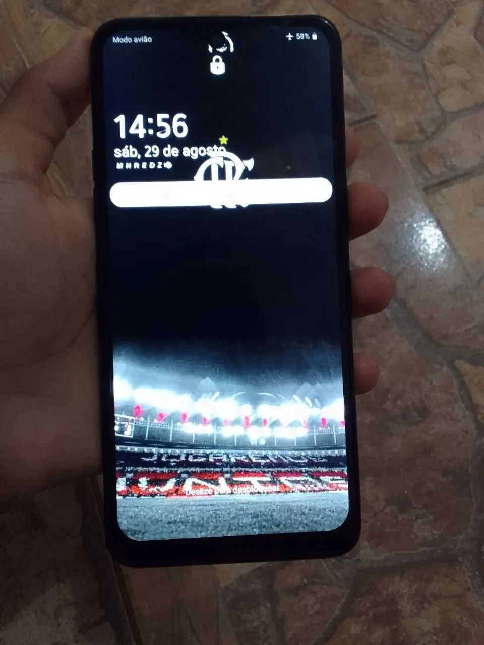 LG K52 