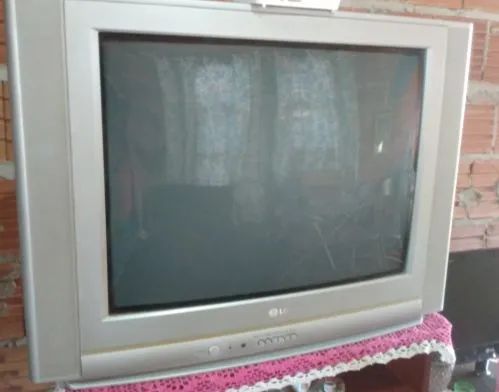 TV de tubo 29 polegadas + Conversor digital 