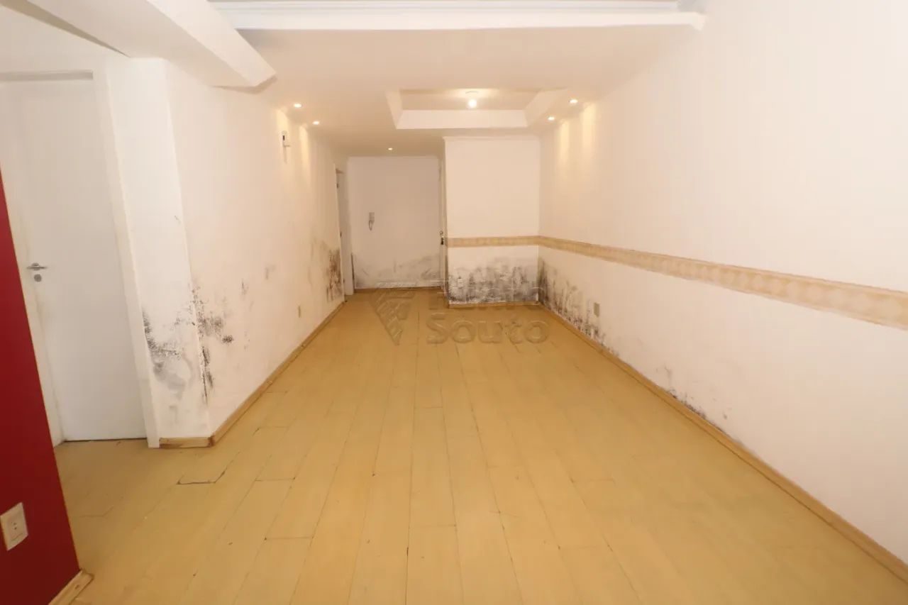Apartamento de 3 Dormitórios com Suíte e Sacada Coberta - Centro - Foto 3