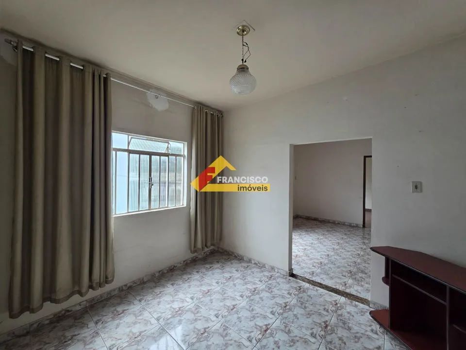 Casa à venda, 3 quartos, 4 vagas, Interlagos - Divinópolis/MG