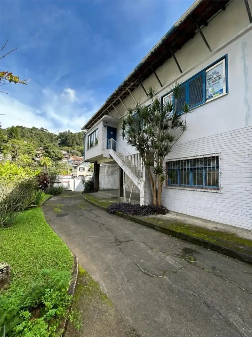 Casa com 4 quartos, sendo 2 suítes, 292m² em Mosela, Petrópolis/RJ - Foto 2
