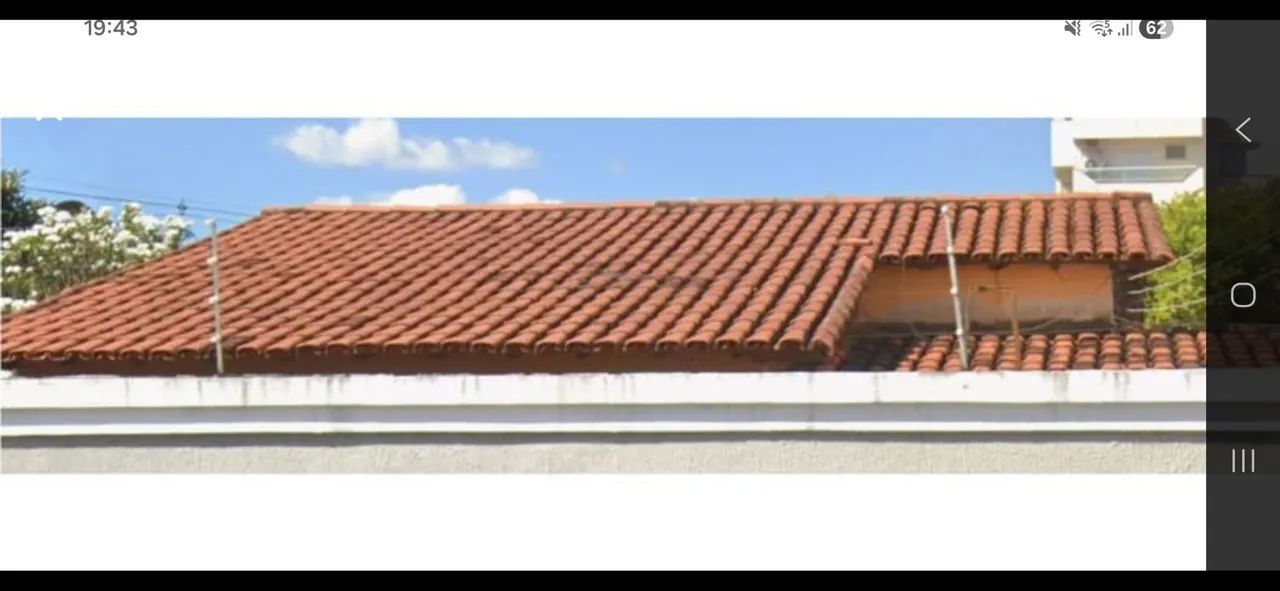 Telhas coloniais usadas (cerca de 3 mil unidades)
