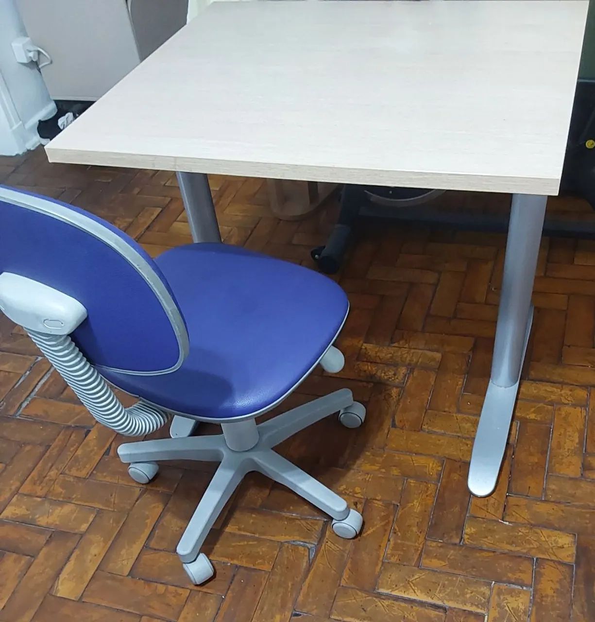 Mesa +cadeira 