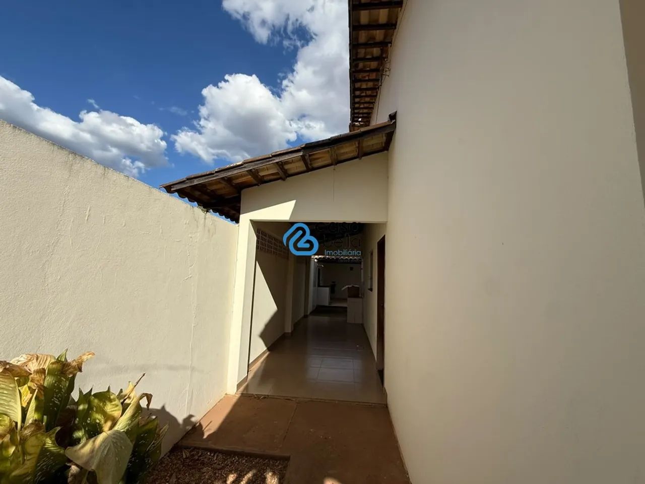 CASA PARA LOCAÇÃO 606 SUL - Foto 2