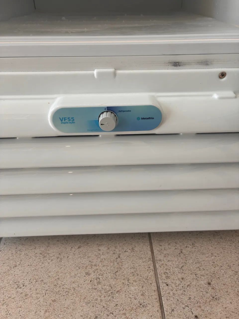 Frezer Vertical  - Foto 3