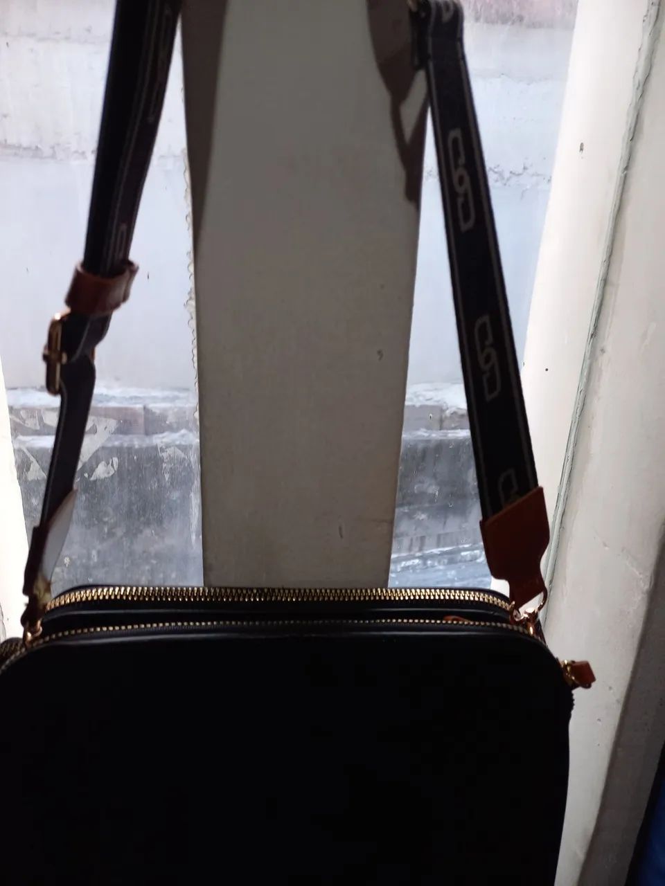 Linda bolsa de ombro.  - Foto 5