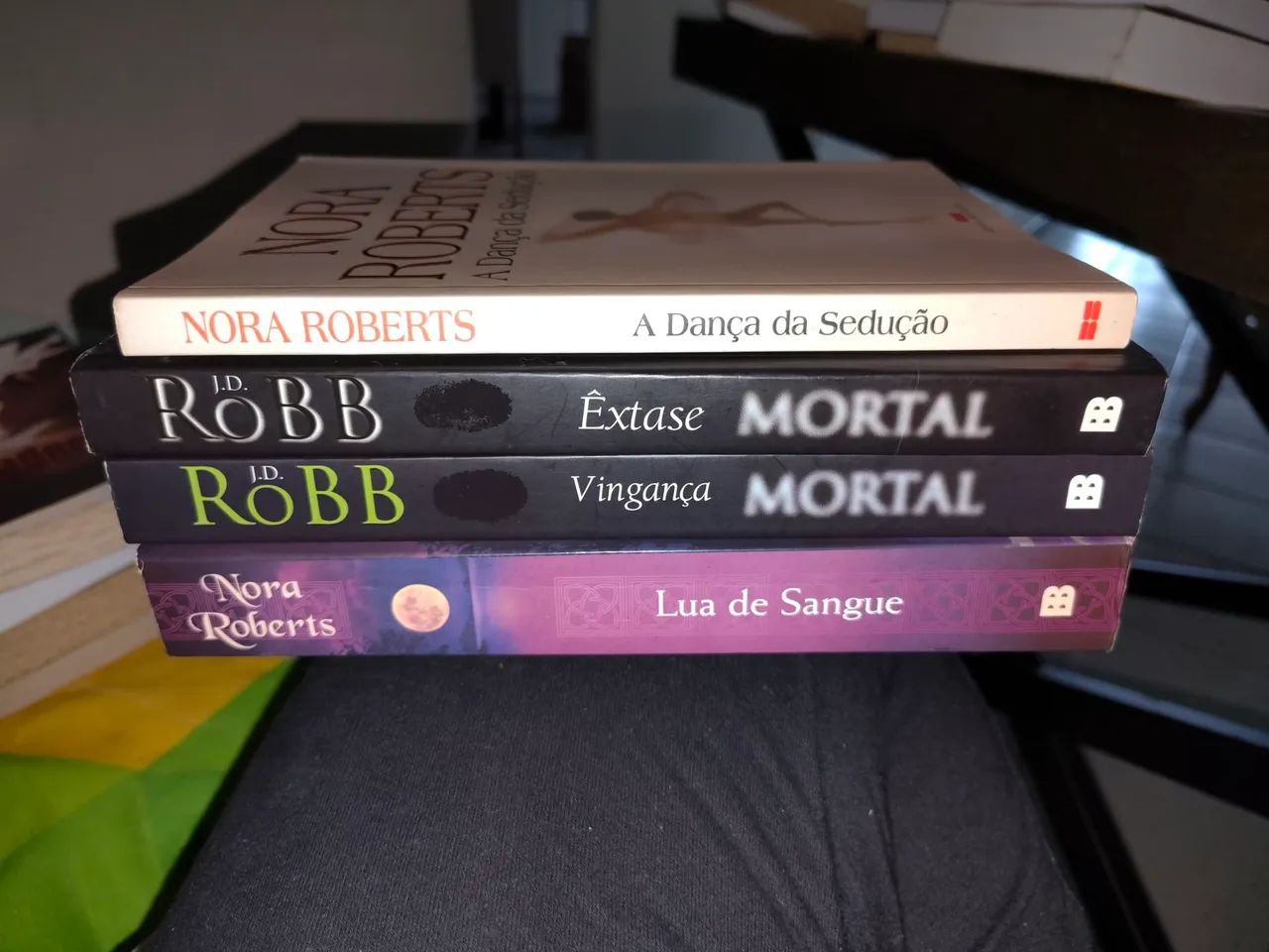 Lote Nora Roberts