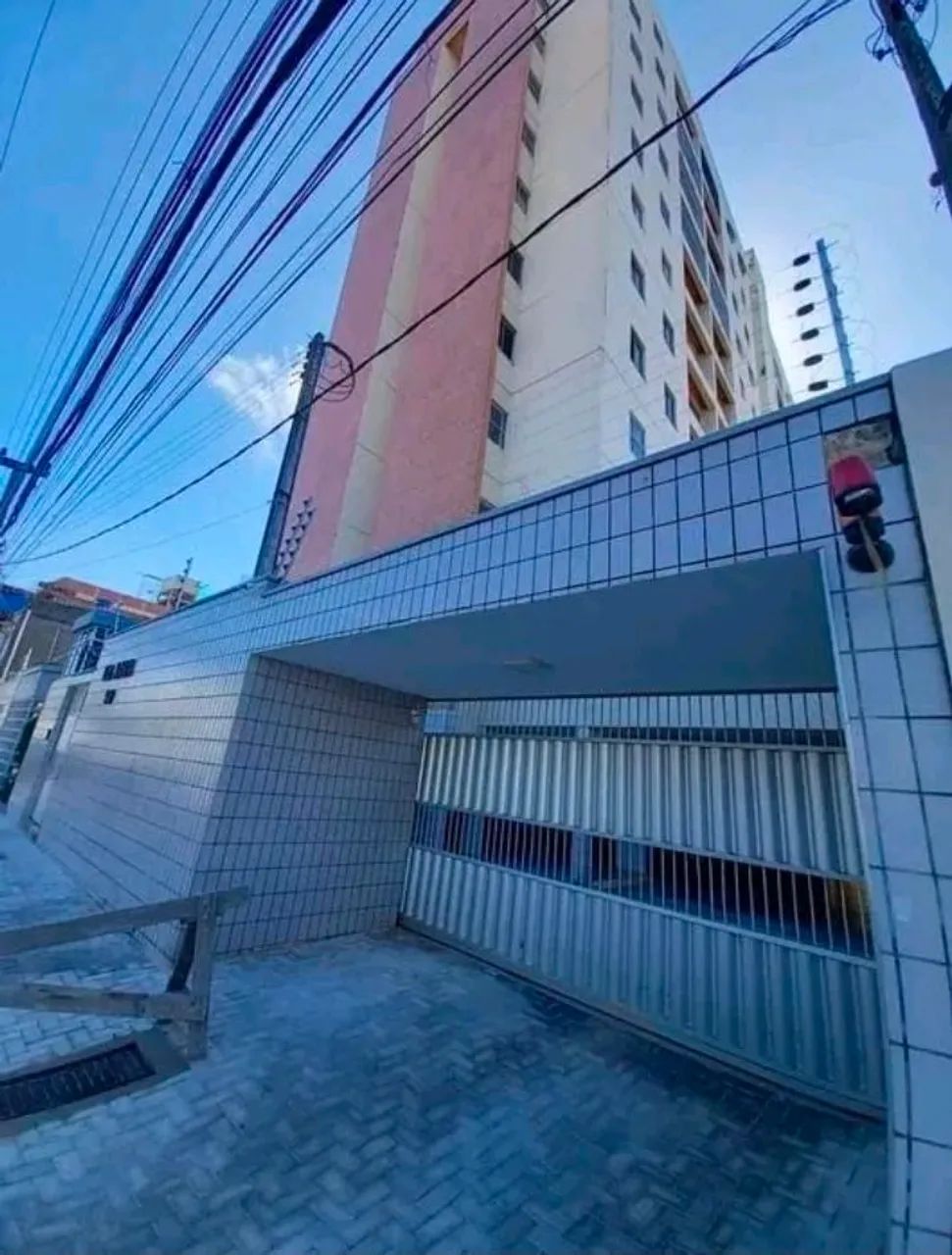 Vendo ou Alugo apartamento no Condomínio Java por 330 mil.