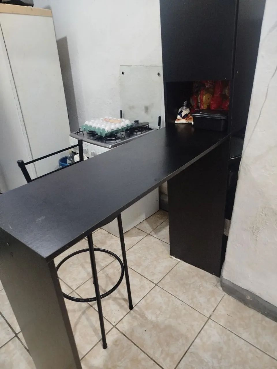 Bancada com cadeiras65153864870530120