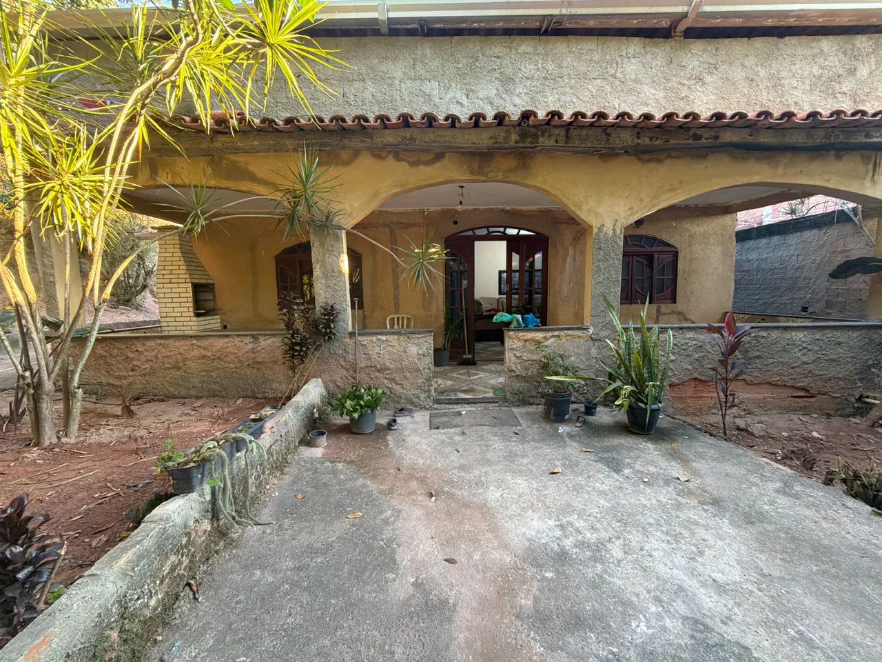 Casa ampla com quintal