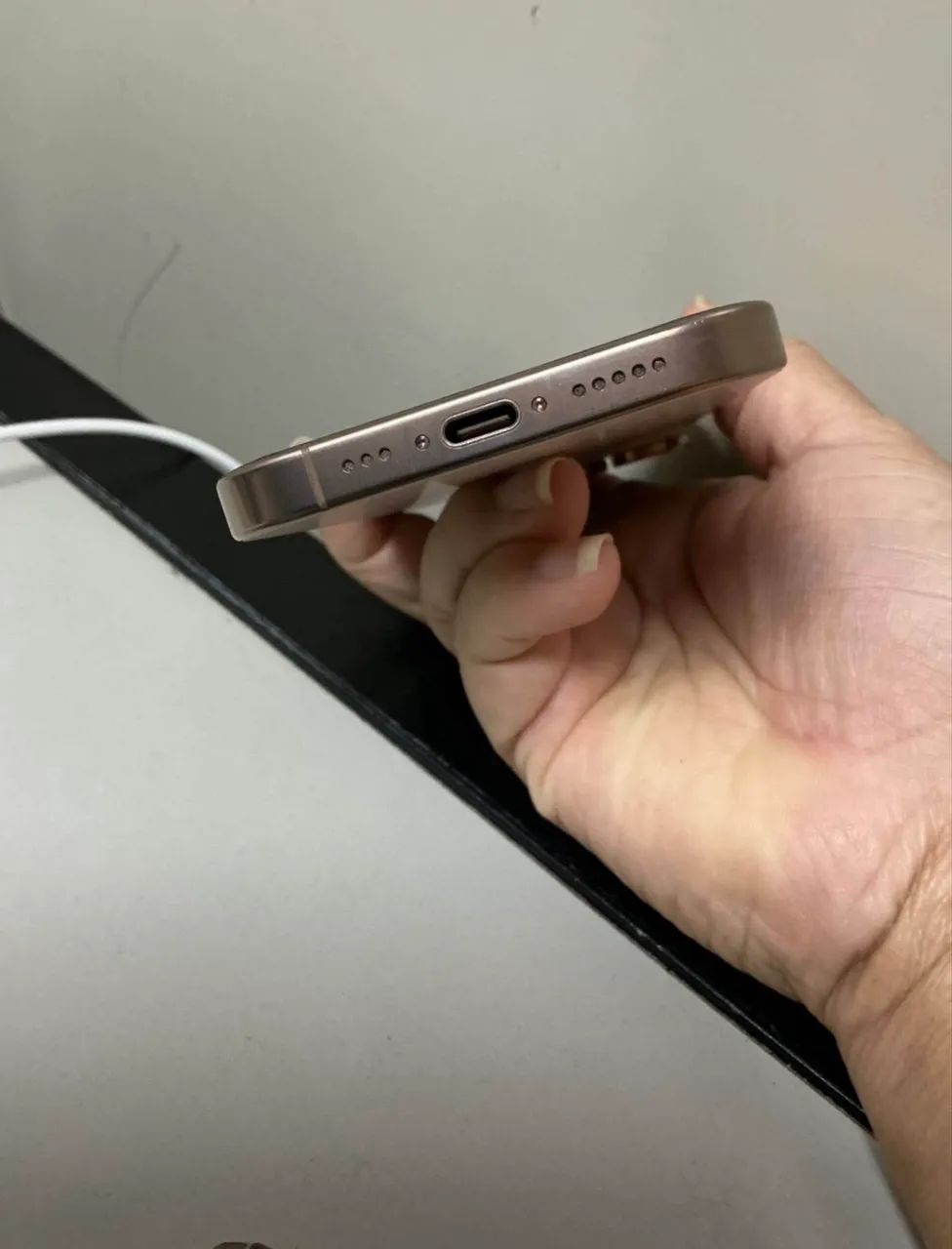 vende se 16 pro max - Foto 2