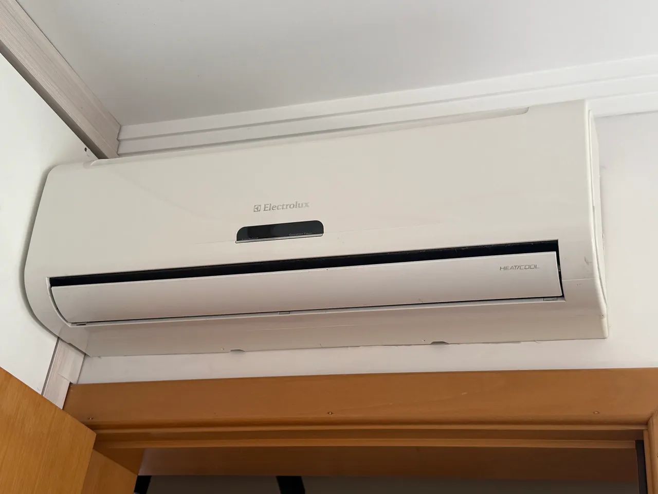 Split 12000 btu 220v/ quente e frio 