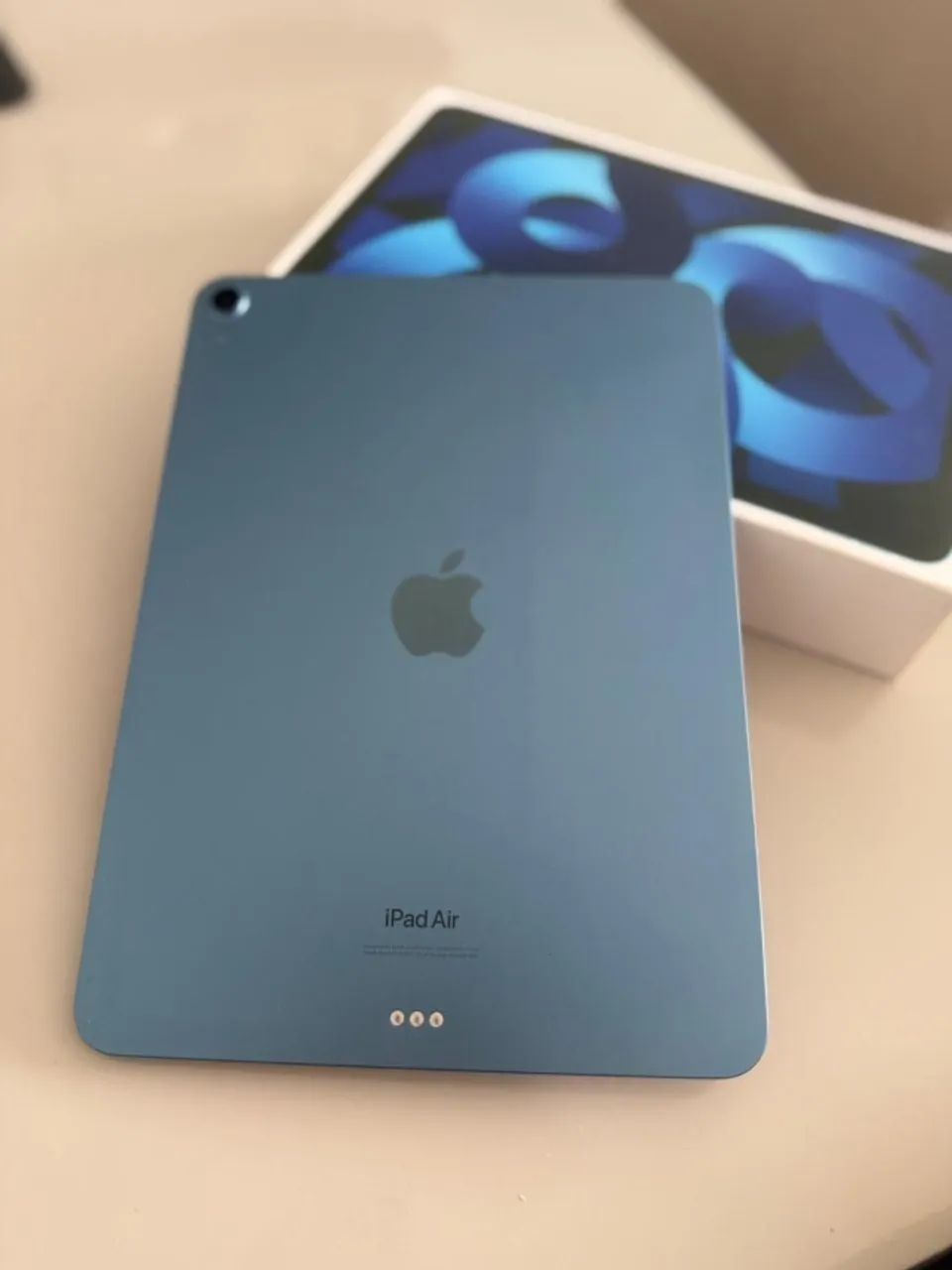 IPAD AIR 5 GERAÇÃO - 256GB AZUL + APPLE PENCIL