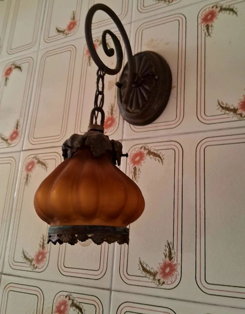 Par de Belíssimas Arandelas base em bronze 