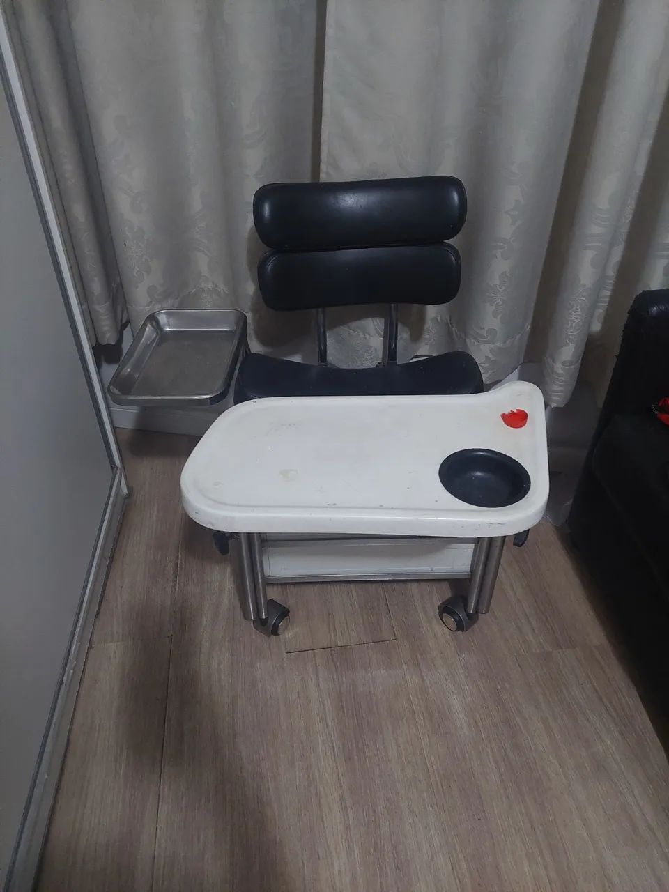 Cadeira se manicure 