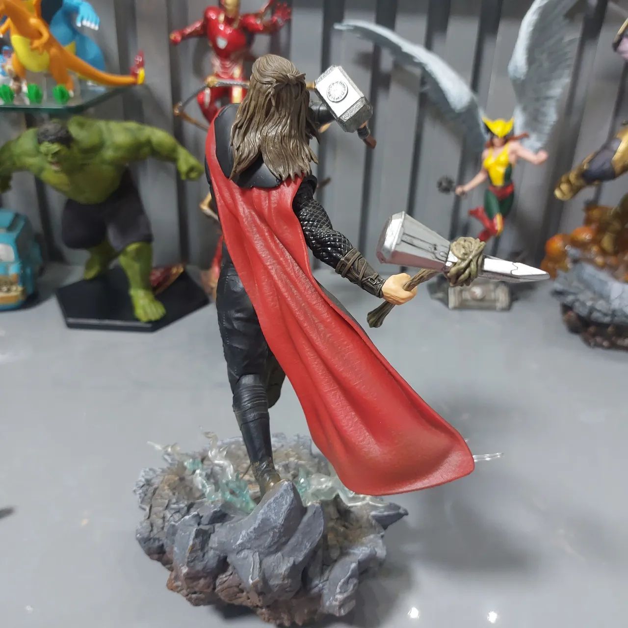 Estátua Thor- Vingadores iron Studios 1/10 (sem caixa) - Foto 3