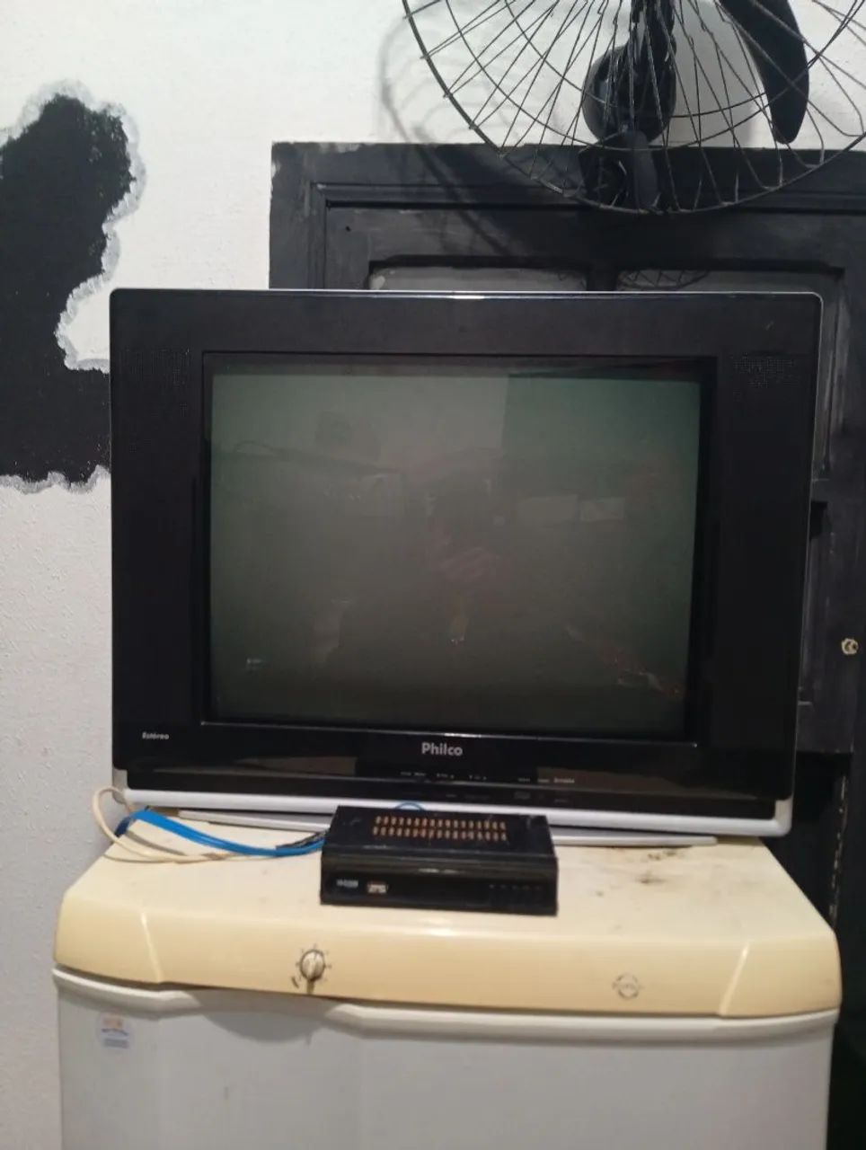 Tv retro com conversor excelente 250 00