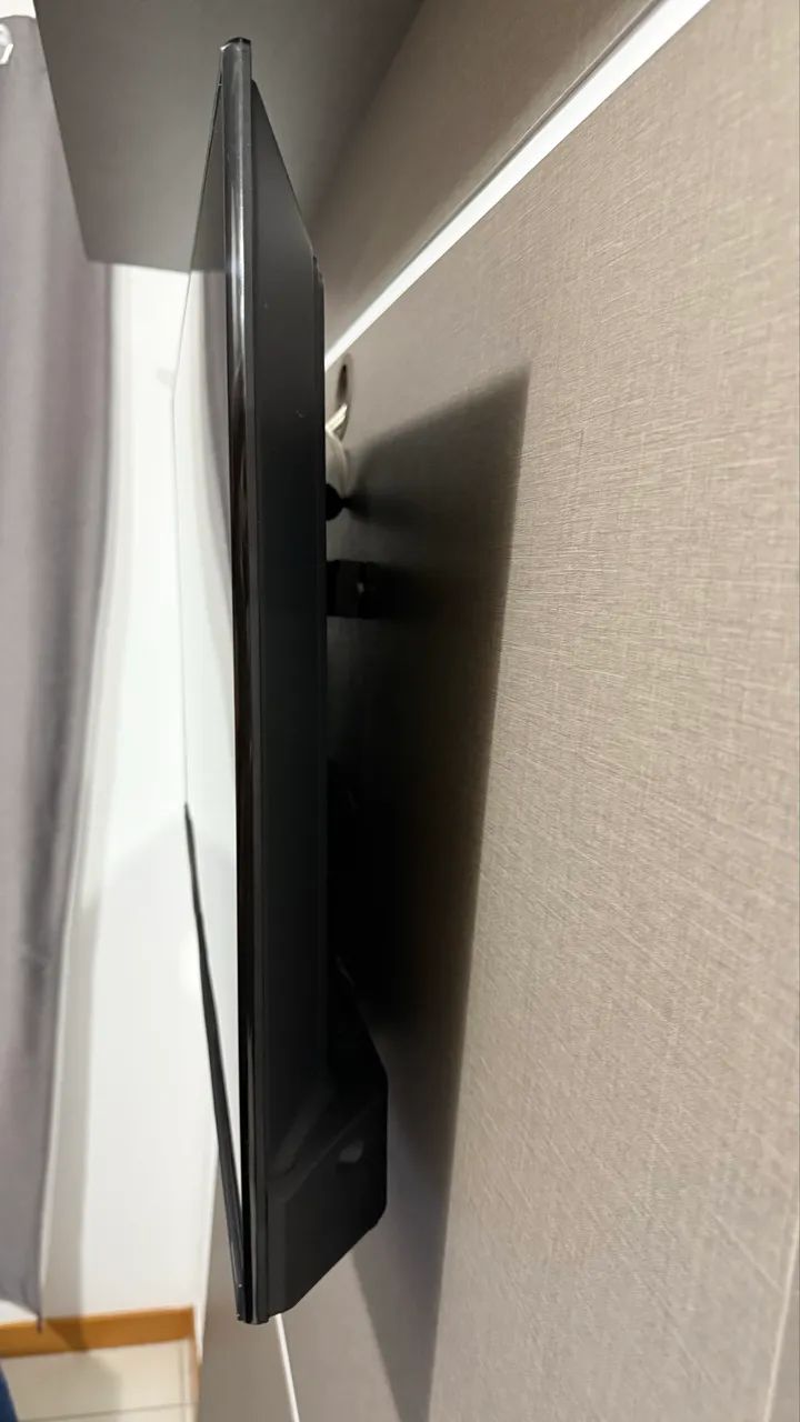 TV 40? Philco hd roku led