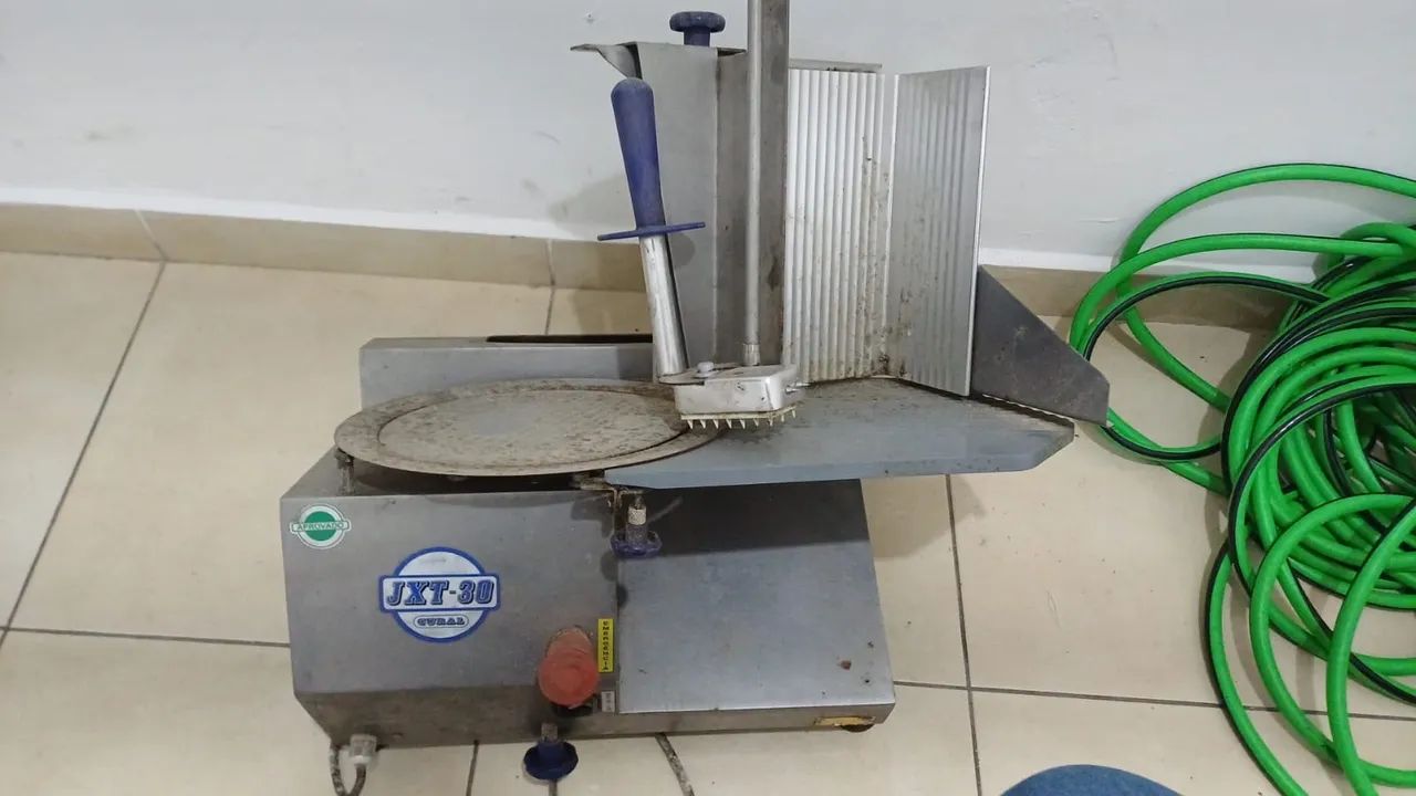 Fatiadora de frios gural JXT30 manual 