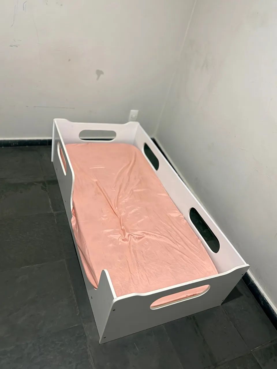 Vendo cama montessoriana nova  - Foto 2