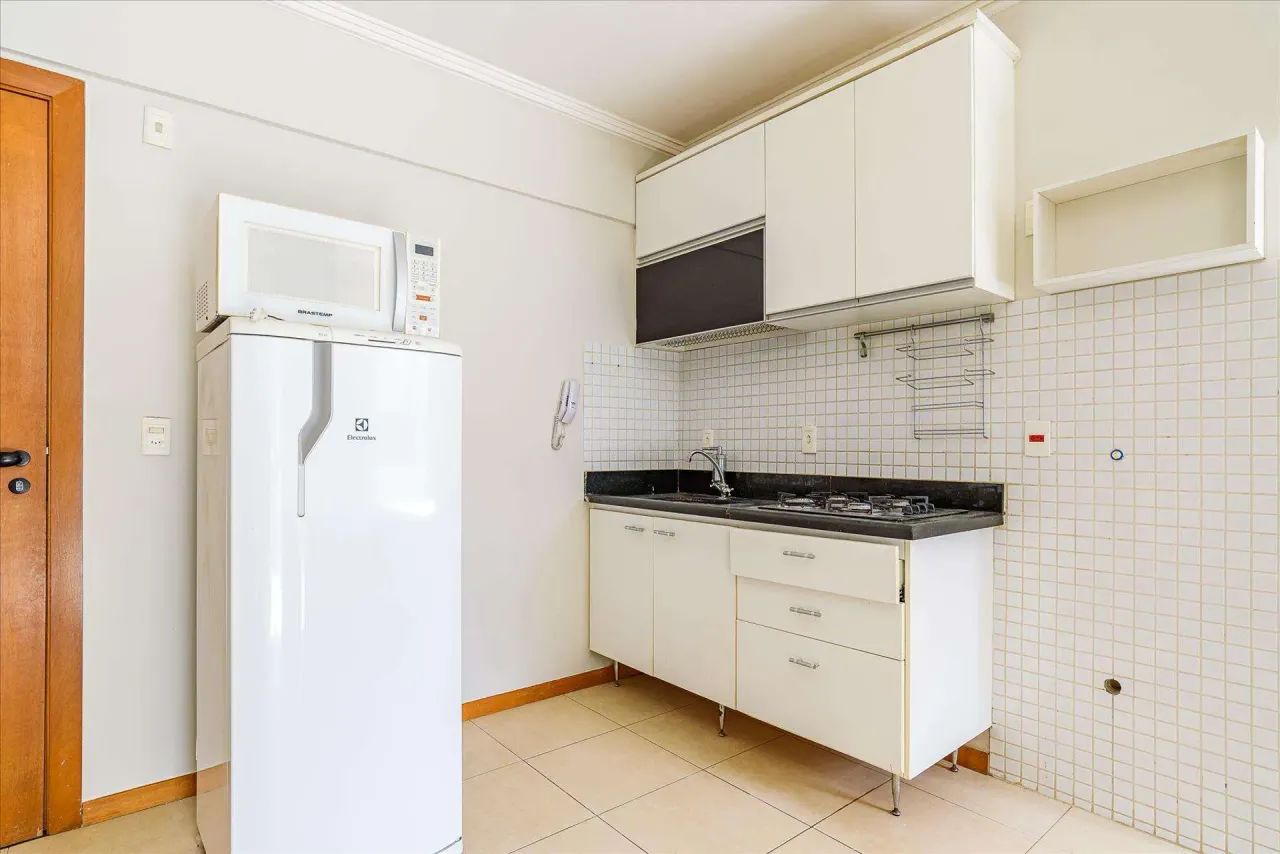 Apartamento- Semi mobiliado - STUDIOS 906- 32M² - Foto 3