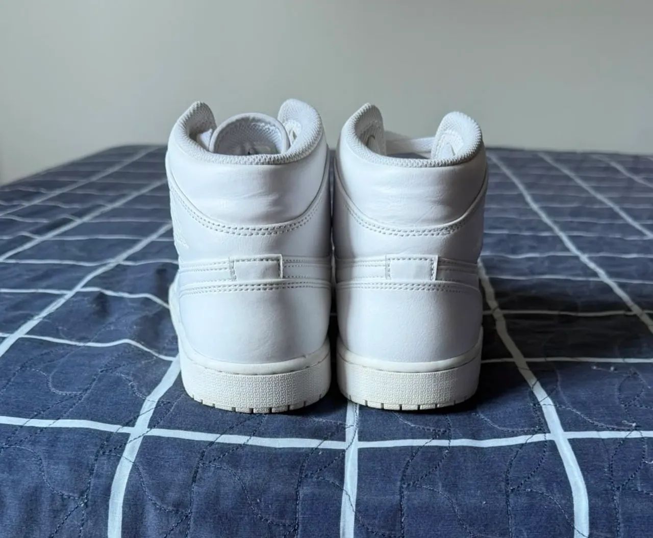 Nike Air Jordan 1 Mid tam 42 - Foto 2