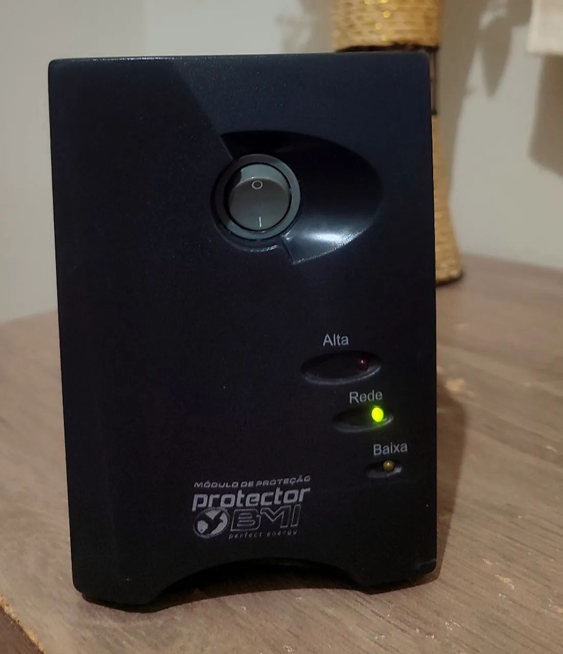 Módulo de Proteção BMI Protector 1000VA - Em Perfeito Estado!
