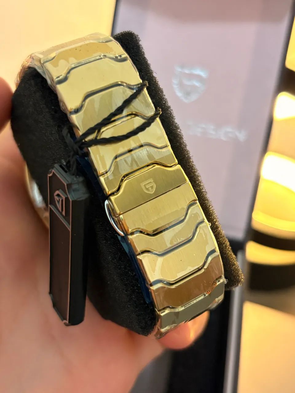 Relógio Pagani Design Slim cor Ouro - Foto 3