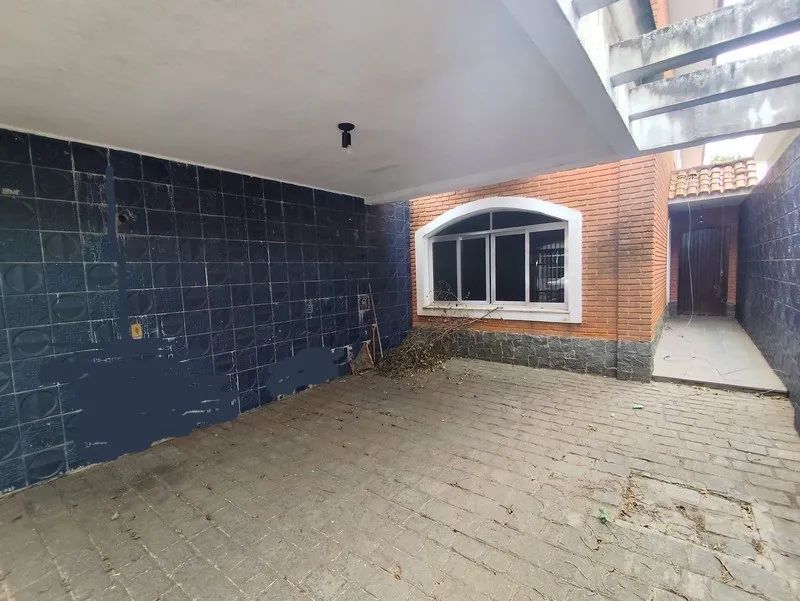 Sobrado com Sacada na Vila Inglesa, São Paulo