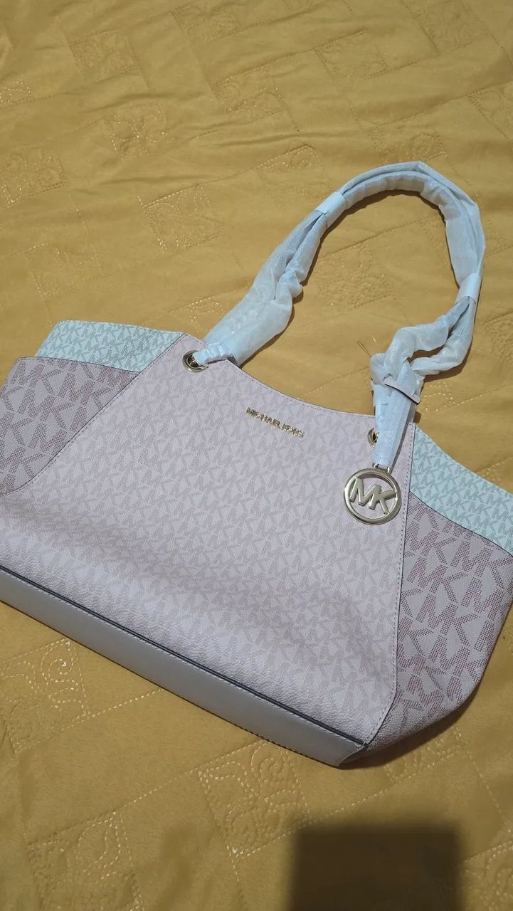 Bolsa MK - NOVA com certificado e número de série 